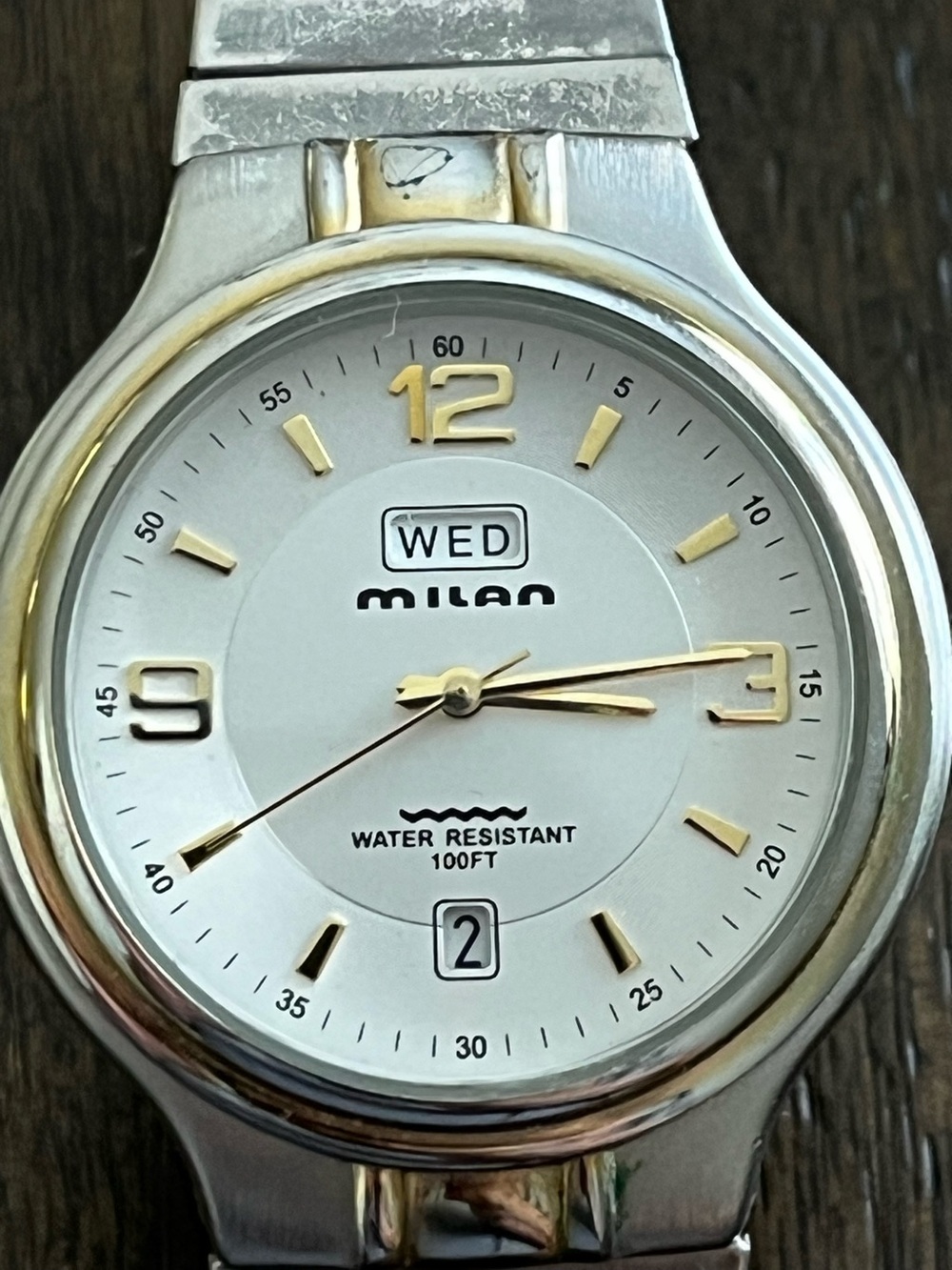 Milan Quartz Men’s Day / Date Wristwatch LN935 New Battery!